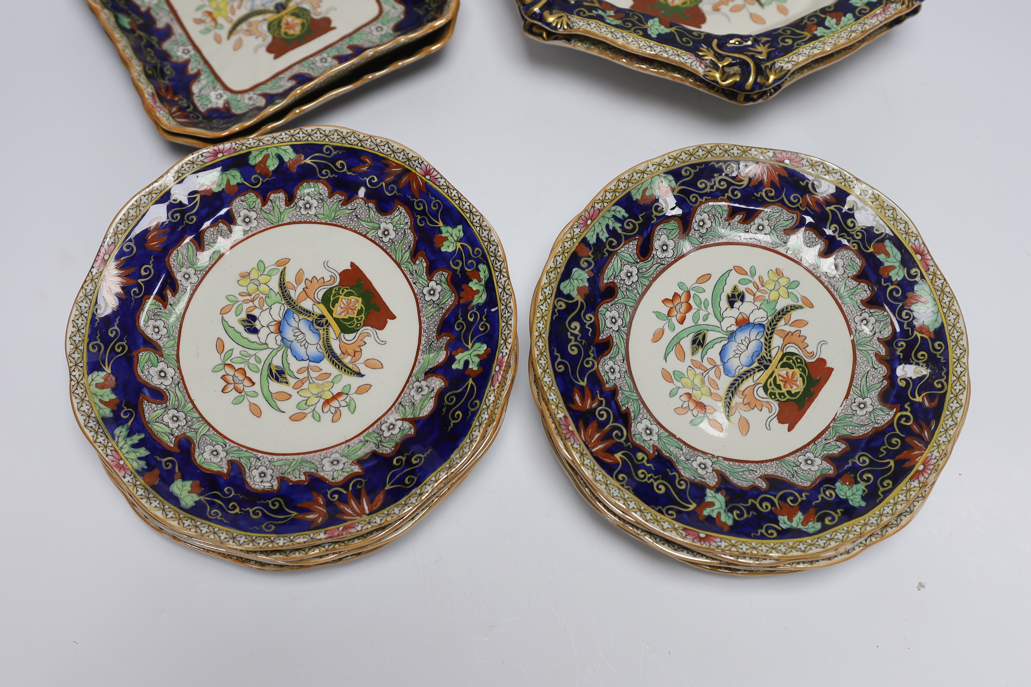 An Edwardian Mason's ironstone dessert service